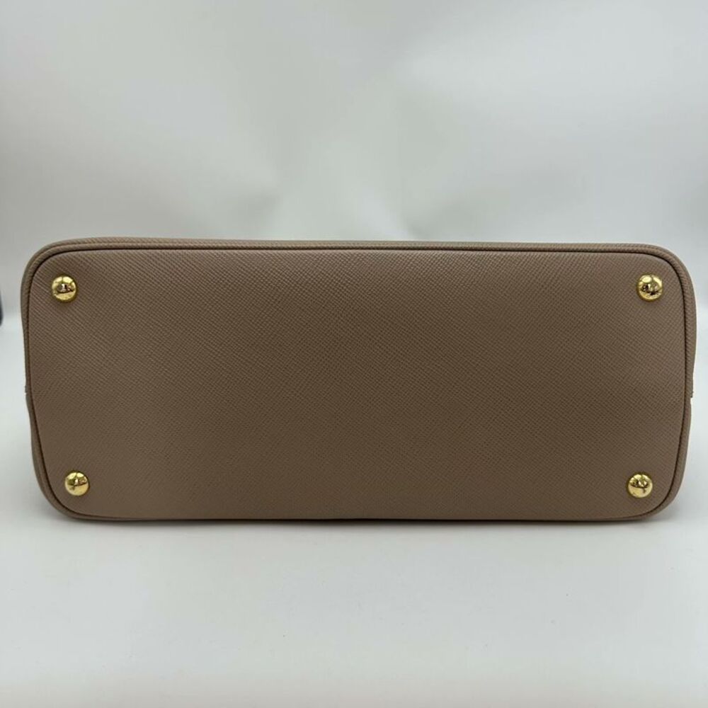 Prada Women Pre-Loved Bag Very Good Condition - Picture 5 of 6